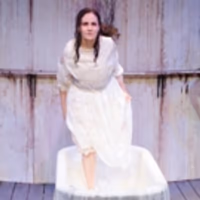 BWW Reviews: Mildred's Umbrella and the Grim Sister Wives of 'DROWNING GIRLS' Reinvigorate the Stage