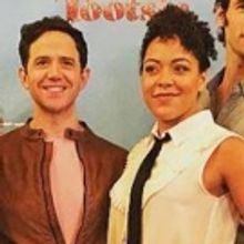 Photo Flash: The Cast And Creative Of TOOTSIE Pose For The Press In Chicago