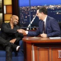 VIDEO: Shemar Moore & Stephen Compare Abs on LATE SHOW Video
