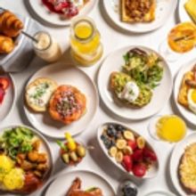 FARM TO BURGER at Aliz Hotel Times Square Debuts Daily Breakfast and Weekend Brunch