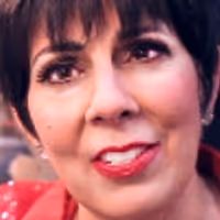 Video: NEWSICAL's Christine Pedi Answers 73 Questions as Liza Minnelli Video