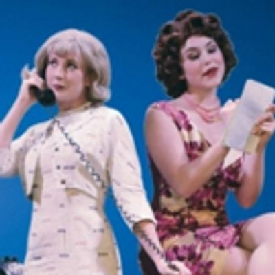 BWW Review: HOW TO SUCCEED IN BUSINESS Musical Comedy Satirizes the Brotherhood of Backstabbing Men in the 1960s Corporate World