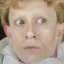 BWW Review: Tilda Swinton Moves Into The Laurie Beechman In The Absurd and Exquisite 