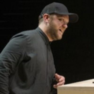 BWW Review: STORIES, National Theatre