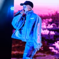 VIDEO: Jaden Smith Performs 'Watch Me' on LATE LATE SHOW Video