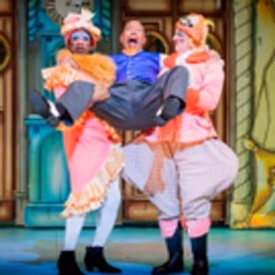 Photo Flash: First Look of CINDERELLA at Hackney Empire