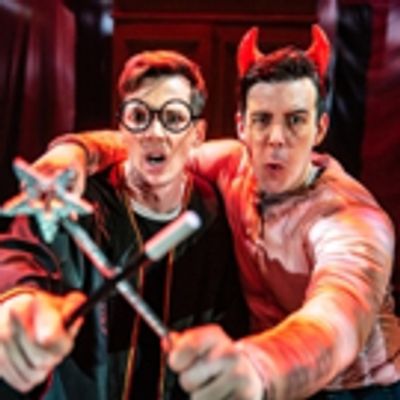 BWW Review: POTTED POTTER: THE UNAUTHORIZED HARRY EXPERIENCE at Hennepin Theatre Trust