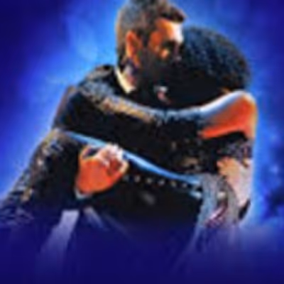 BWW Review: Whitney saves THE BODYGUARD at Palais Des Sports