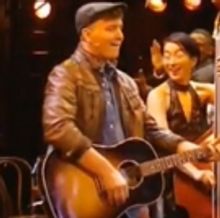 VIDEO: SMOKEY JOE'S CAFE Explores Leiber and Stoller's History with the Gibson Guitar