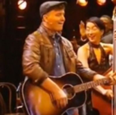VIDEO: SMOKEY JOE'S CAFE Explores Leiber and Stoller's History with the Gibson Guitar