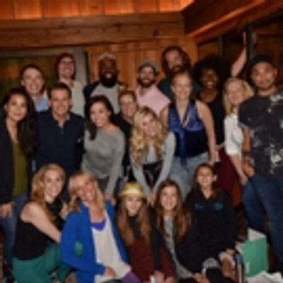 Exclusive Photo Coverage: FROZEN Cast Bundles Up for Carols For A Cure!