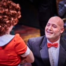 ANNIE Brings Warmth and Cheer to Hale Theatre