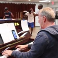 VIDEO: LIGHTS OUT: NAT 'KING' COLE - Catch it Before the Lights Go Out! Video