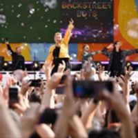 VIDEO: BUBBLEWORKS Filled NYC's Central Park with Bubbles for Backstreet Boys on… Video
