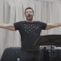 VIDEO: Hugh Jackman Preps for THE GREATEST SHOWMAN With Broadway Favorites Jeremy… Video
