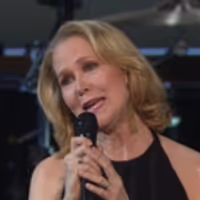 VIDEO: Sneak Peek - Rebecca Luker, ON YOUR FEET! Cast Perform at KENNEDY CENTER… Video