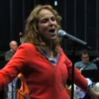 TV: NBC's 'The Office' Star Melora Hardin Sings in LA Video