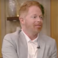 VIDEO: Jesse Tyler Ferguson Discusses His Upcoming Off-Broadway Venture on LIVE with… Video
