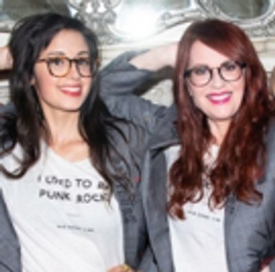 Photo Flash:Nancy and Beth (Featuring Megan Mullally and Stephanie Hunt) Make Cafe Carlyle Debut