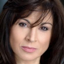 Bagels And Broadway Host Valerie Smaldone Comes to STARS IN THE ALLEY, May 10