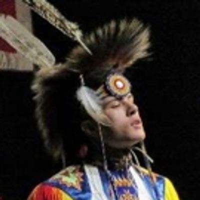 BWW Review: THUNDERBIRD AMERICAN INDIAN DANCE CONCERT AND POW WOW Celebrates Timeless Traditions Today