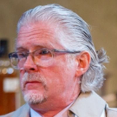 BWW Review: SKYLIGHT at South Bend Civic Theatre