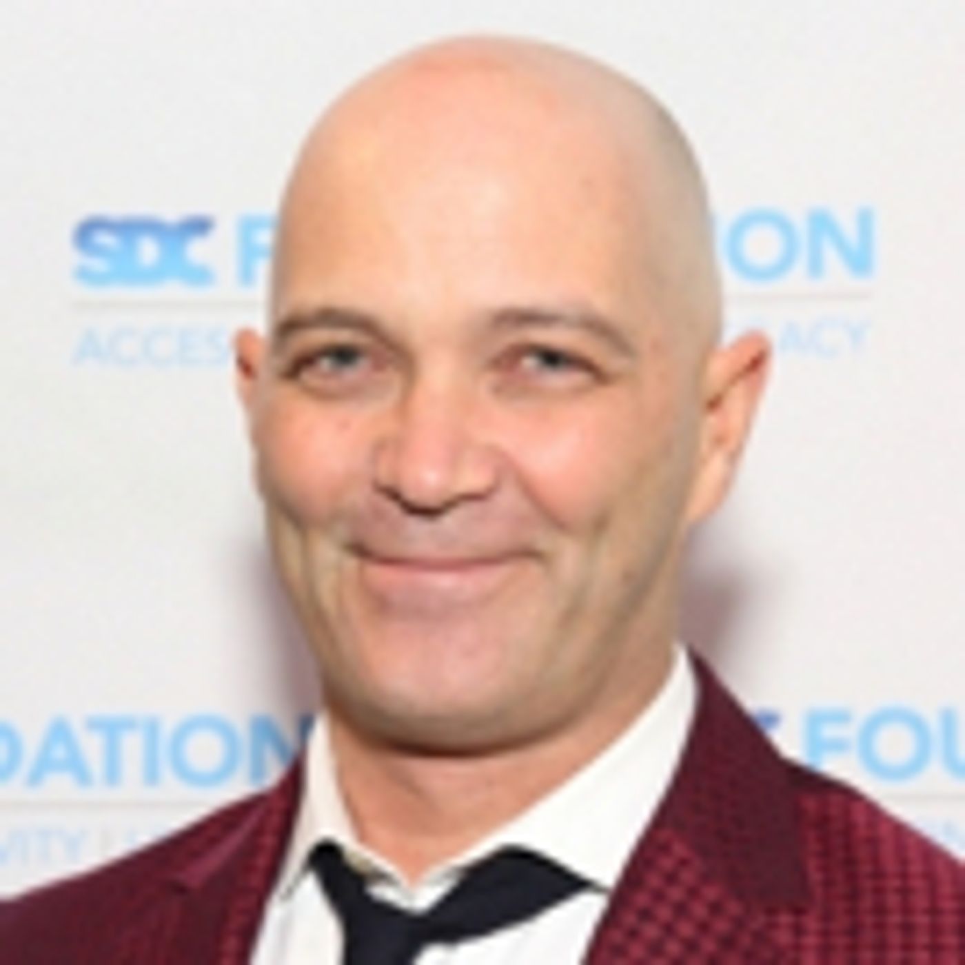 Wake Up With BWW 4/29: Noah Galvin and Caitlin Houlahan Join WAITRESS, and More!  Image