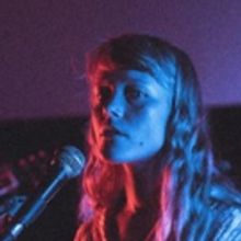 Alice Phoebe Lou Releases Majestic Session of GALAXIES Featuring Actress Maisie…