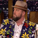 VIDEO: Chris Sullivan Keeps Trying to Slip the Phrase 'This Is Us' into the Show