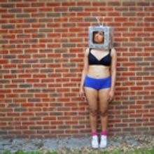 BWW Review: A ROBOT IN HUMAN SKIN, The Vaults