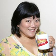 Brief 3/29: THREE TALL WOMEN Opens, TRAVESTIES Begins Previews, and More!