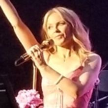 BWW Review: Kylie Minogue Introduces 'Golden' Album with Some Surprise Treats for NYC