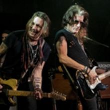 Joe Perry Performs With All Star Band