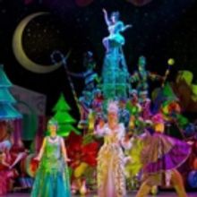 CIRQUE DREAMS HOLIDAZE Lights Up the Chicago Theatre Dec. 12 - 16
