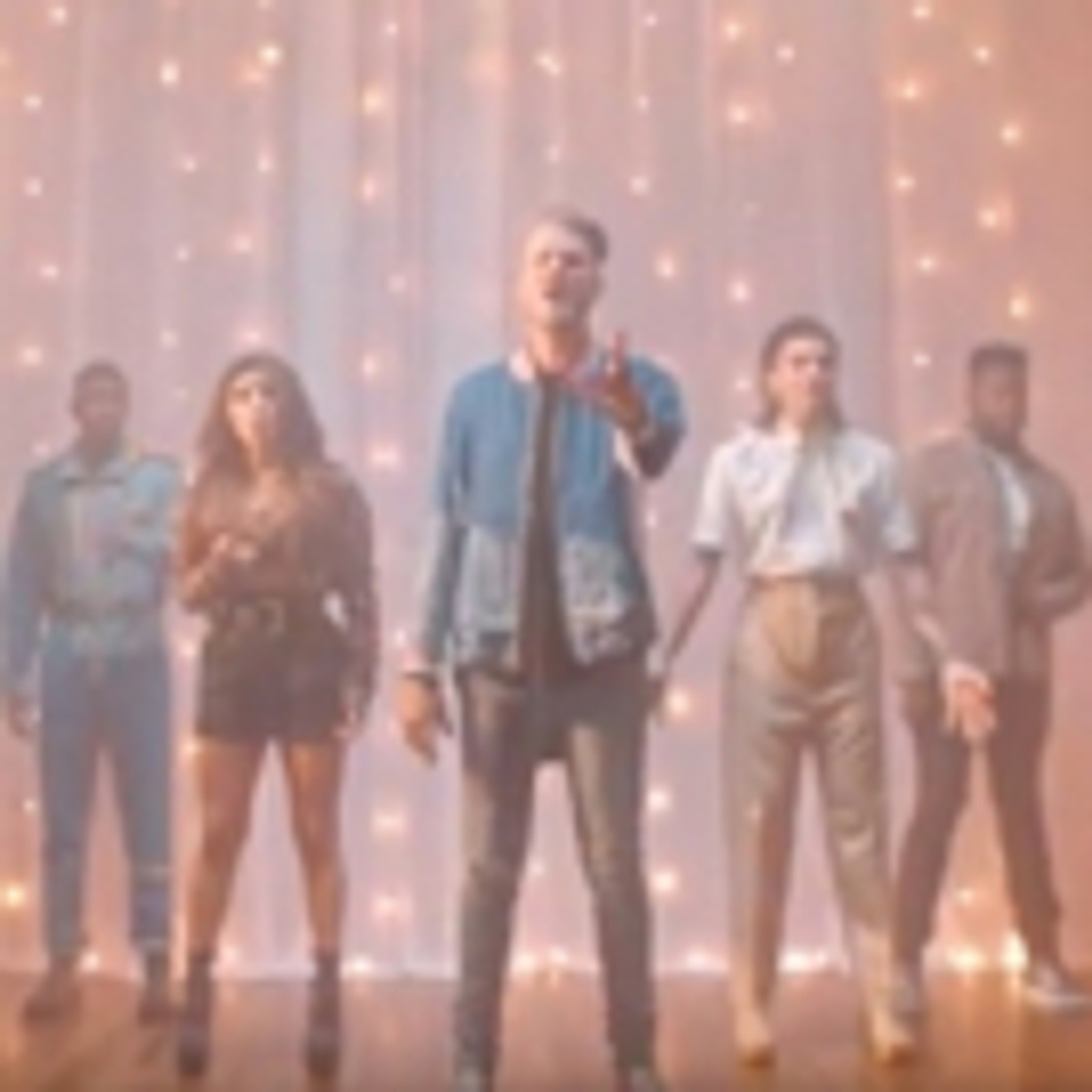 VIDEO: Pentatonix Performs DEAR EVAN HANSEN's 'Waving Through a Window'