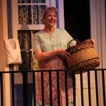 BWW Review: HILDA'S YARD at The Lofte Theatre is a Good Place to Hang Out