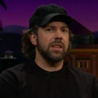 VIDEO: Jason Sudeikis' Go-To Basketball Move: Gleeking Video