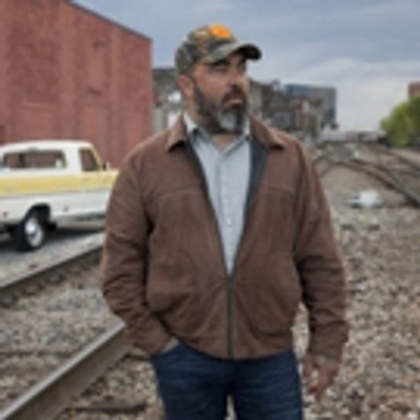 Aaron Lewis Joins Brantley Gilbert's 'The Ones That Like Me 2018' Tour Photo