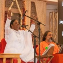 BWW Review: MATA AMRITANANDAMAYI (AMMA) at In Delhi