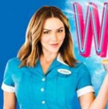 VIDEO: Sara Bareilles Leads The Audience In Song At The WAITRESS London Opening!
