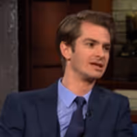 VIDEO: Andrew Garfield Talks ANGELS IN AMERICA, His First Kiss, and More on THE LATE… Video