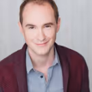 Matt Crowle to Make Goodman Theatre Debut in David Sedaris's THE SANTALAND DIARIES