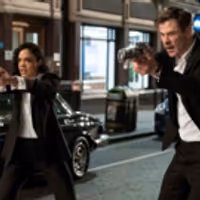 VIDEO: The Universe is Expanding in the Trailer for MEN IN BLACK: INTERNATIONAL Video
