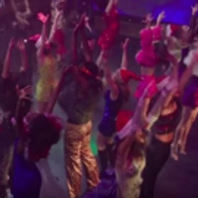 VIDEO: Cuba Gooding, Jr. and the Cast of CHICAGO Spend 'Christmas Eve on the Dance Floor' For BC/EFA