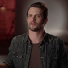 VIDEO: The CW Shares ROSWELL NEW MEXICO 'Nathan Dean Parsons On Max Evans' Clip