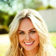 Laura Bell Bundy Talks Charity in Reprise 2's SWEET CHARITY