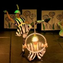 Athosgarabathos invita a las niñas y los niños a divertirse con una danza llena de 