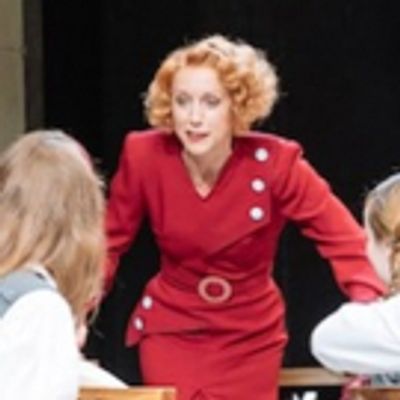 BWW Review: THE PRIME OF MISS JEAN BRODIE, Donmar Warehouse