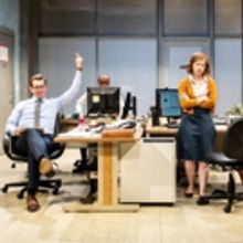 BWW Review: A Powerful GLORIA at Woolly Mammoth Theatre Company