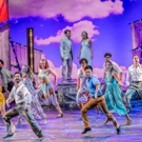 VIDEO: Get A First Look At MAMMA MIA! at the Drury Lane Theatre - Chicago Theater Video